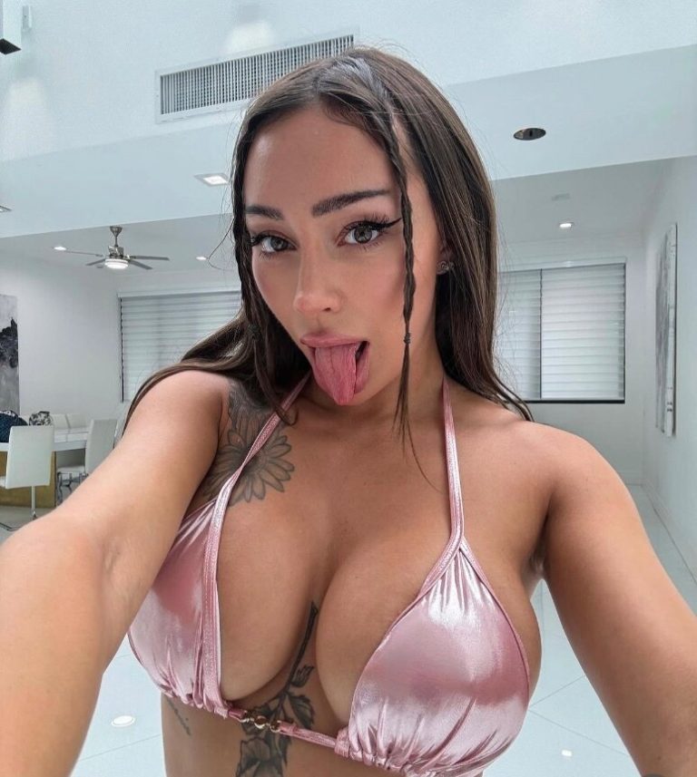 Sisi Rose